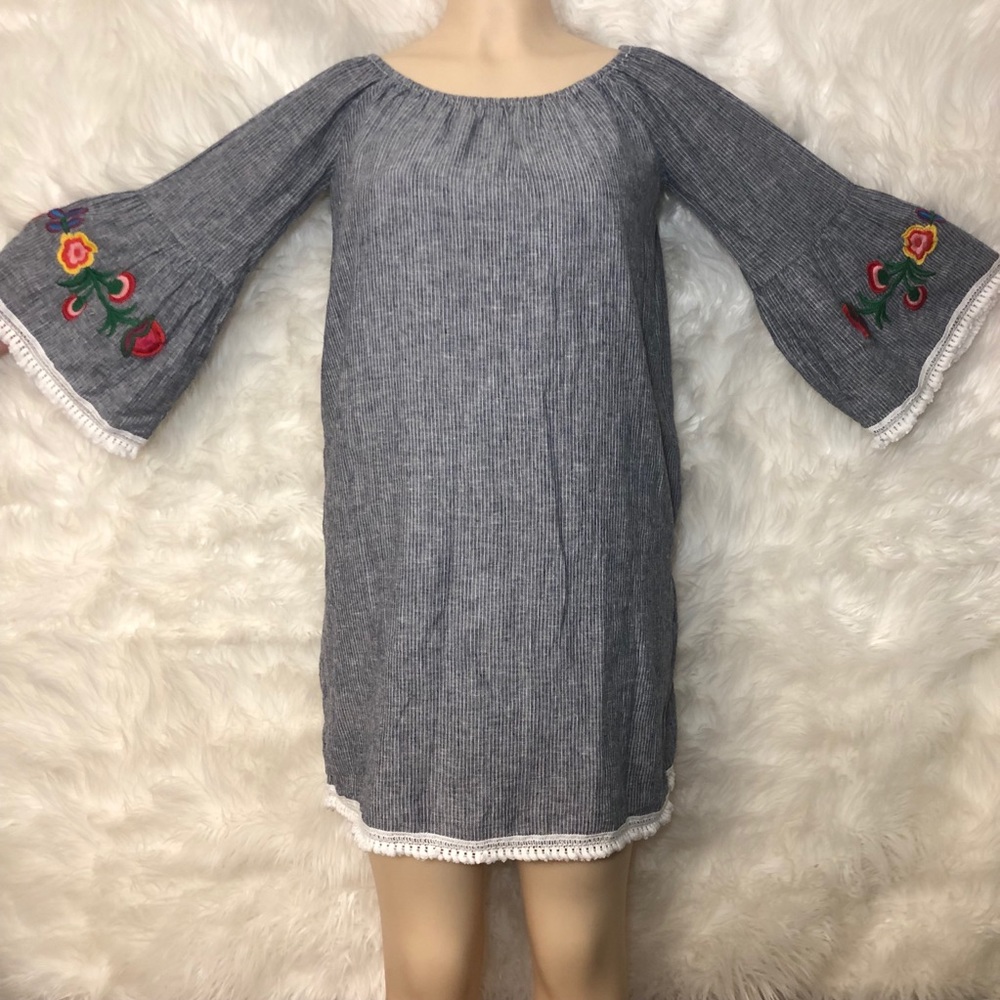 Beach Lunch Lounge Dress with floral sleeves